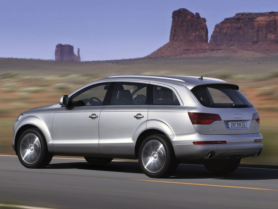 Audi Q7 4.2 Quattro (4L) 2005 года  (фото 30 из 30)